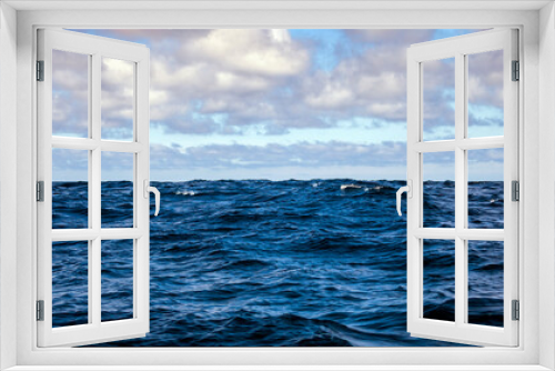 Fototapeta Naklejka Na Ścianę Okno 3D - View of the sea and sky landscape with waves in deep ocean waters.