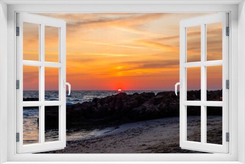 Fototapeta Naklejka Na Ścianę Okno 3D - Sunset at the sea