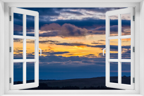 Fototapeta Naklejka Na Ścianę Okno 3D - Yellow Sky With Clouds at Sunset Above French Hills