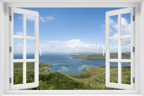 Fototapeta Naklejka Na Ścianę Okno 3D - Plage avec vue en Martinique