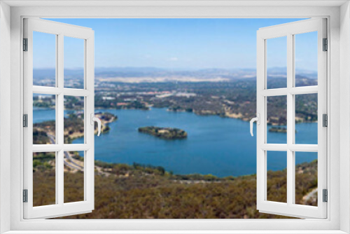 Fototapeta Naklejka Na Ścianę Okno 3D - The city of Canberra showing city and  lake Burley Griffin.