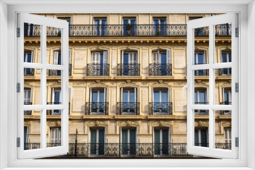 Fototapeta Naklejka Na Ścianę Okno 3D - Parisian facade