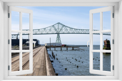 Fototapeta Naklejka Na Ścianę Okno 3D - Astoria Megler Bridge Riverwalk Oregon Coastline
