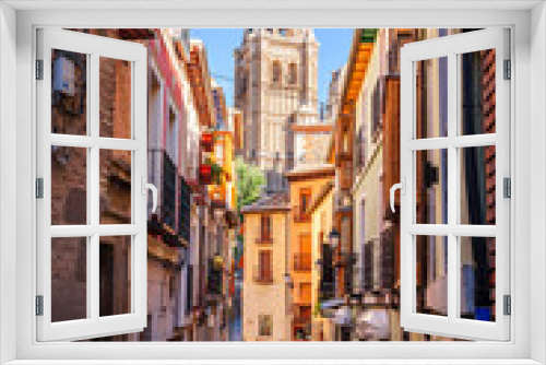 Fototapeta Naklejka Na Ścianę Okno 3D - Toledo, Spain alleyway towards Toledo Cathedral