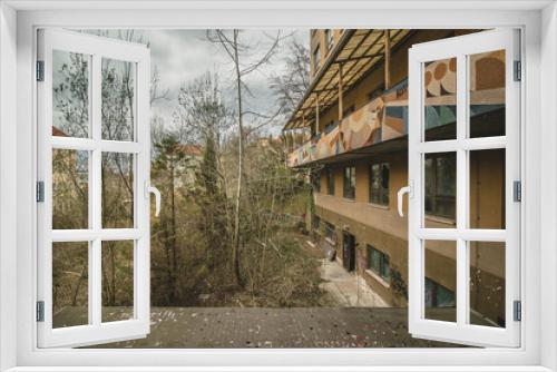 Fototapeta Naklejka Na Ścianę Okno 3D - Lostplace