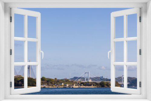 Fototapeta Naklejka Na Ścianę Okno 3D - 日本の香川県坂出市の与島の美しい瀬戸大橋のある風景