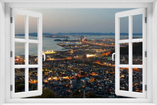 Fototapeta Naklejka Na Ścianę Okno 3D - 日本の香川県丸亀市の青ノ山から見た瀬戸大橋の美しい夜景
