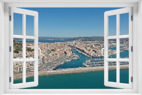 Fototapeta Naklejka Na Ścianę Okno 3D - Port de Sète sur la Méditerranée dans le sud de la France