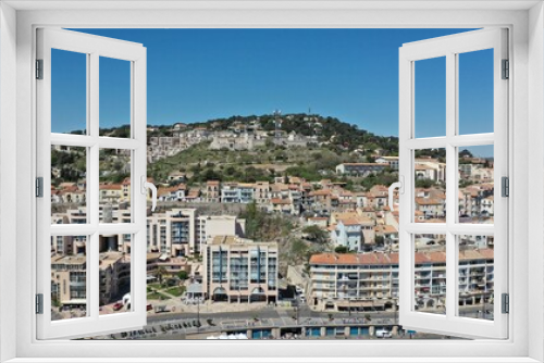 Fototapeta Naklejka Na Ścianę Okno 3D - Port de Sète sur la Méditerranée dans le sud de la France