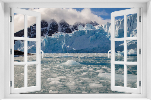 Fototapeta Naklejka Na Ścianę Okno 3D - Arctic Ocean sea ice and glaciers