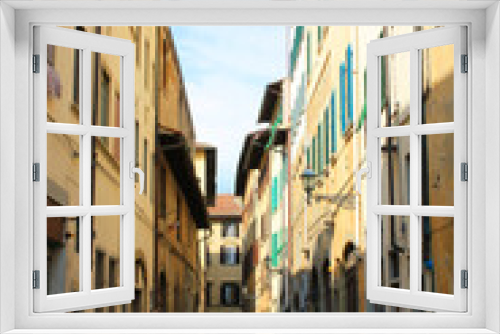 Fototapeta Naklejka Na Ścianę Okno 3D - Street in downtown of Florence, Italy