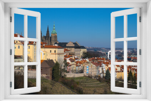 Fototapeta Naklejka Na Ścianę Okno 3D - Prague Castle and the Old Town on sunny spring day