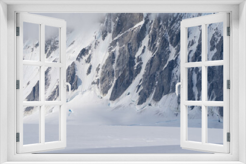 Fototapeta Naklejka Na Ścianę Okno 3D - Mountain landcape in Antarctica