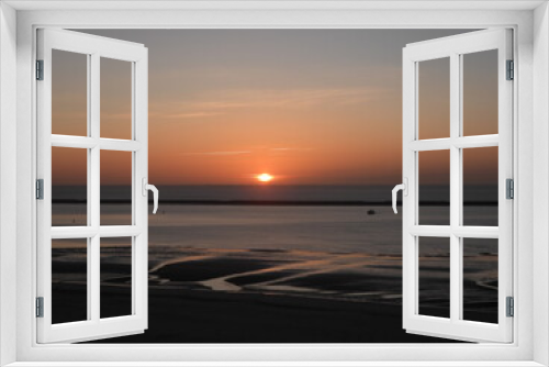 Fototapeta Naklejka Na Ścianę Okno 3D - coucher de soleil port boulogne sur mer