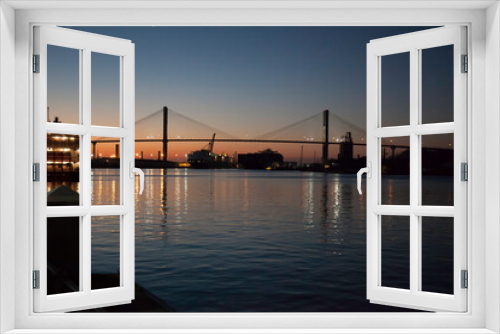 Fototapeta Naklejka Na Ścianę Okno 3D - Savannah bridge at sunset