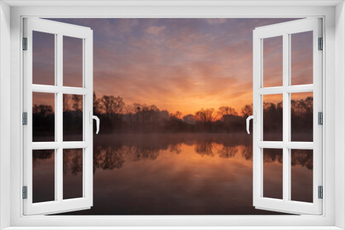Fototapeta Naklejka Na Ścianę Okno 3D - Misty sunrise over the ponds