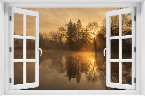 Fototapeta Naklejka Na Ścianę Okno 3D - Misty sunrise over the ponds