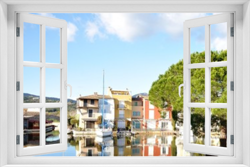 Fototapeta Naklejka Na Ścianę Okno 3D - port Grimaud