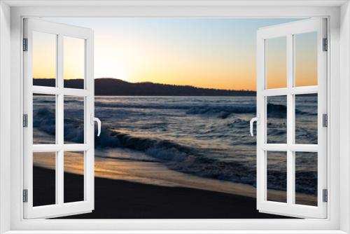 Fototapeta Naklejka Na Ścianę Okno 3D - Sunset on the ocean with gentle colors