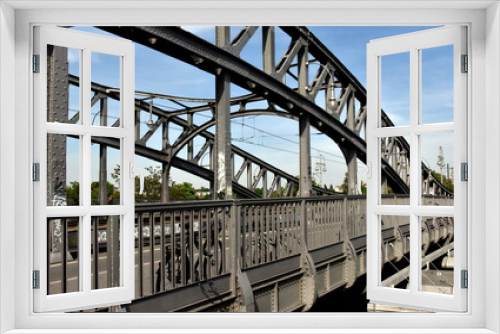 Fototapeta Naklejka Na Ścianę Okno 3D - Ehemaliger Grenzübergang Bösebrücke in Berlin