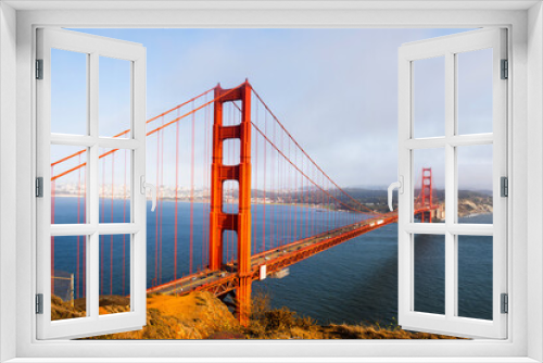 Fototapeta Naklejka Na Ścianę Okno 3D - Famous Golden Gate Bridge, San Francisco CA USA