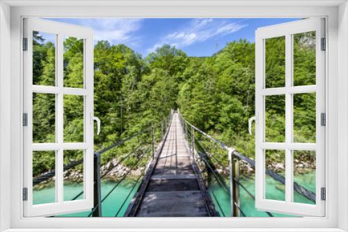 Fototapeta Naklejka Na Ścianę Okno 3D - Hängebrücke über der Soca bei Kobarid in Slowenien