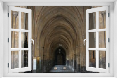 Fototapeta Naklejka Na Ścianę Okno 3D - Inside of church in Maastricht  the netherlands