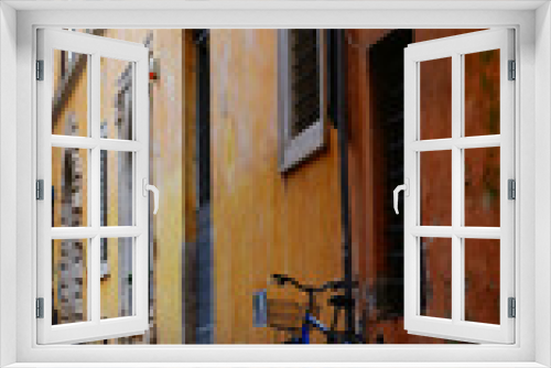 Fototapeta Naklejka Na Ścianę Okno 3D - Cozy street in Trastevere, Rome, Europe
