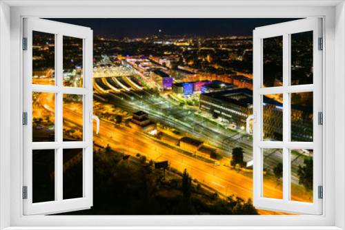 Fototapeta Naklejka Na Ścianę Okno 3D - Dworzec kolejowy widok nocą z góry