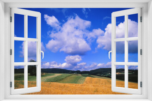 Fototapeta Naklejka Na Ścianę Okno 3D - Wolken im Odenwald