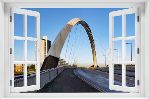 Fototapeta Naklejka Na Ścianę Okno 3D - Clyde Arc in Glasgow, Scotland