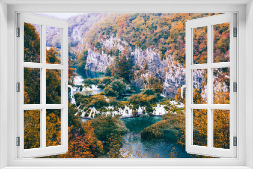 Fototapeta Naklejka Na Ścianę Okno 3D - Autum colors and waterfalls of Plitvice National Park