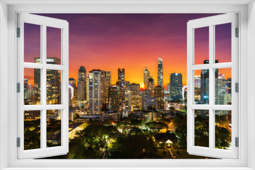 Fototapeta Naklejka Na Ścianę Okno 3D - buildings cityscape near Witthayu road with sunset at twilight in Bangkok city, Thailand