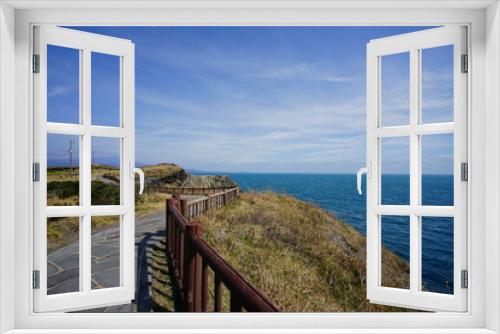Fototapeta Naklejka Na Ścianę Okno 3D - fascinating walkway at seaside cliff