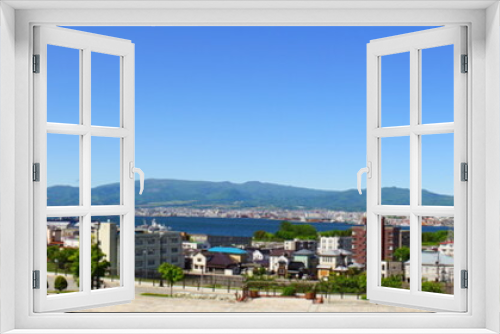 Fototapeta Naklejka Na Ścianę Okno 3D - View of Hakodate port and city from Motomachi Park in Hokkaido, japan - 日本 北海道 函館 元町公園