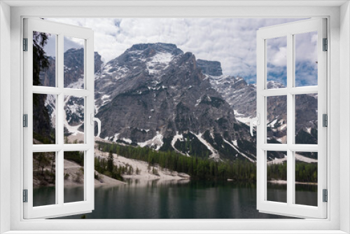 Fototapeta Naklejka Na Ścianę Okno 3D - Lake Braies in Dolomites Mountains