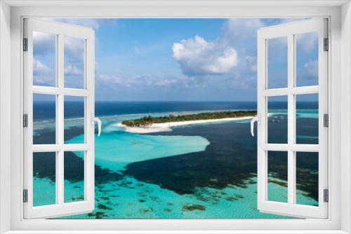 Fototapeta Naklejka Na Ścianę Okno 3D - Helicopter view, Six Senses Kanuhura Island Resort, with beaches and water bungalows, Lhaviyani Atoll, , Maldives, Indian Ocean, Asia,