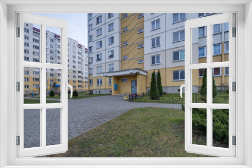 Fototapeta Naklejka Na Ścianę Okno 3D - view of residential area with multi-storey skyscraper building and and improved courtyard area