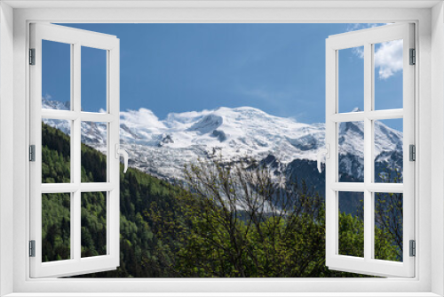 Fototapeta Naklejka Na Ścianę Okno 3D - Mountain landscape with forest and Mont Blanc behind