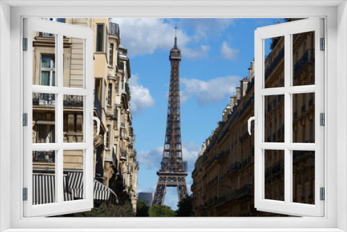 Fototapeta Naklejka Na Ścianę Okno 3D - The Eiffel Tower with and traditional French houses ,Paris, France