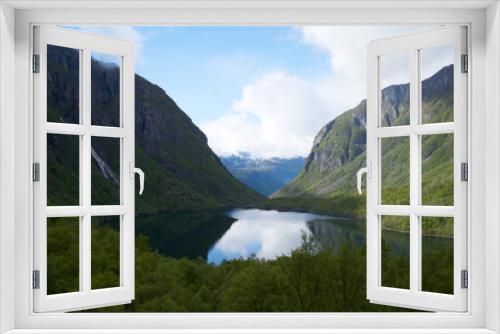 Fototapeta Naklejka Na Ścianę Okno 3D - mountain lake in norway