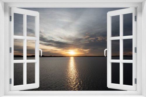 Fototapeta Naklejka Na Ścianę Okno 3D - sunset over the sea