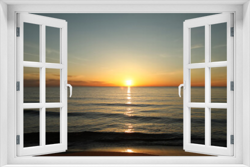 Fototapeta Naklejka Na Ścianę Okno 3D - Picturesque view of beautiful sea beach at sunset
