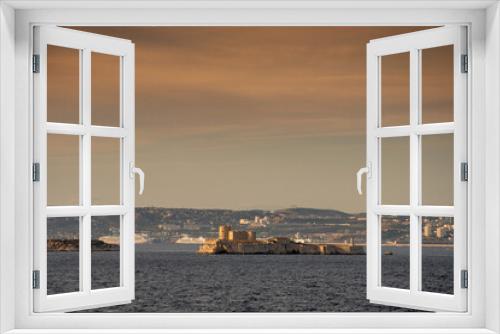 Fototapeta Naklejka Na Ścianę Okno 3D - Marseille by the sea