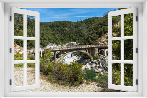 Fototapeta Naklejka Na Ścianę Okno 3D - Yuba River - California, United States.