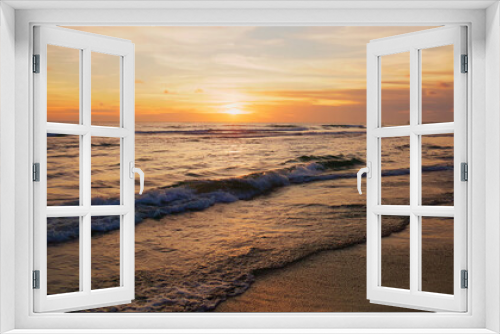 Fototapeta Naklejka Na Ścianę Okno 3D - beautiful sunset on summer beach