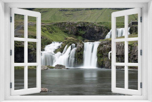 Fototapeta Naklejka Na Ścianę Okno 3D - Kirkjufellsfoss waterfall