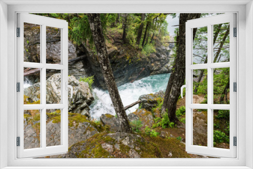 Fototapeta Naklejka Na Ścianę Okno 3D - Myra Falls, Strathcona Provincial Park, Vancouver Island, British Columbia, Canada