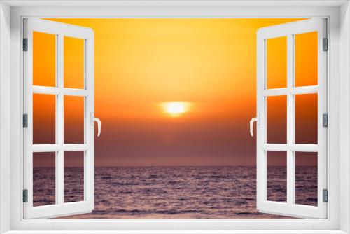 Fototapeta Naklejka Na Ścianę Okno 3D - Golden sunset on the mediterranean sea