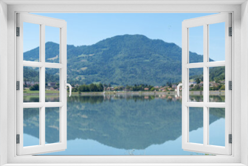 Fototapeta Naklejka Na Ścianę Okno 3D - In Frankreich in der Auvergne-Rhone-Alpes